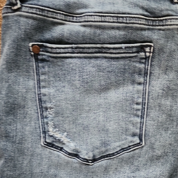 Judy Blue Distressed Blue Jeans - Picture 11 of 14